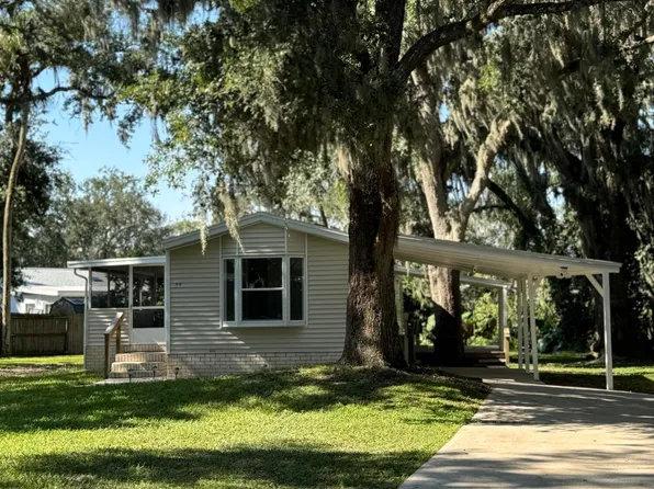 22 Golden Gate Cir, Port Orange, FL 32129