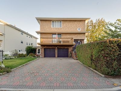 3 Acorn Rd, Secaucus, NJ, 07094