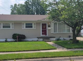 14676 Chesterfield Ave, Warren, MI