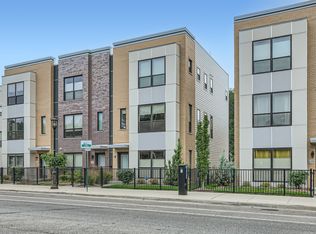 940 Madison St, Oak Park, IL 60302
