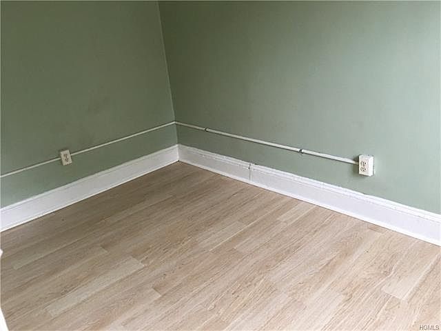 1st image of 185 Renwick St #3