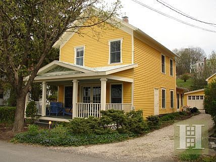 1st image of 22 Riverview St