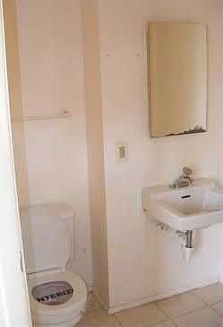 5th image of 3840 Julia Ct