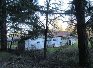 2561 W Side Rd, Cave Junction, OR 97523