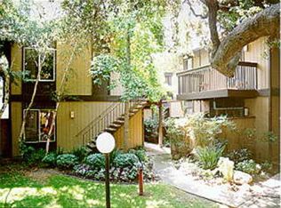 321 Easy St APT 3, Mountain View, CA 94043