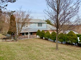 155 Washburns Ln, Stony Pt, NY 10980