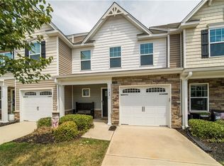 108 Davis Meadows Rd, Kernersville, NC 27284