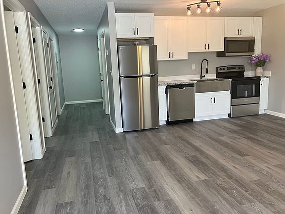 5th image of 239 Hartfield Rd #1