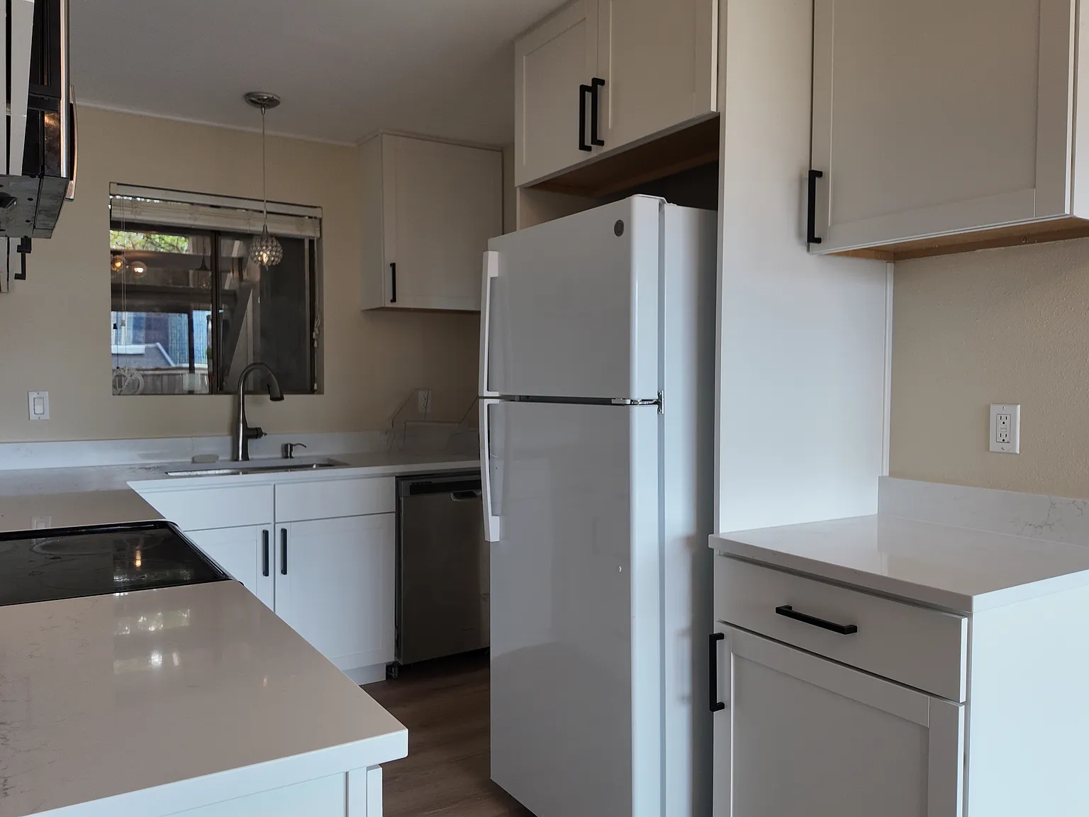2 bed, 1032 sqft, $2,800 — Photo 4