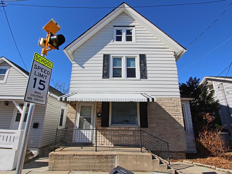 2nd image of 1008 Caroline St