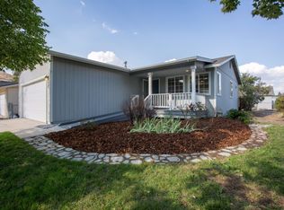 121 Avenue De La Bleu De Clair, Sparks, NV 89434