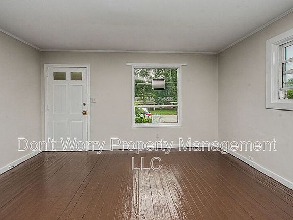 4th image of 1609 Oneka Ave APT A