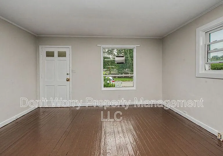 1609 Oneka Ave #A — Photo 4