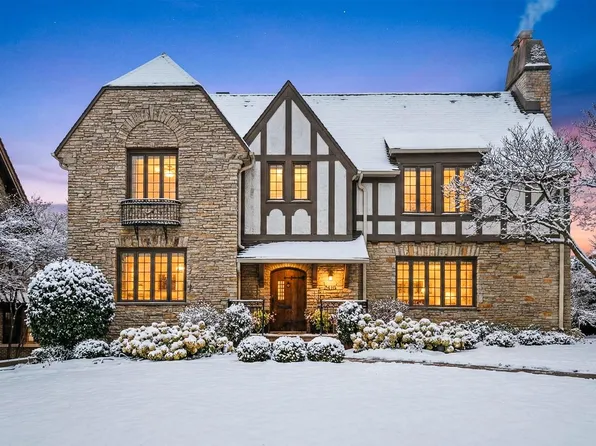 2730 East Menlo BOULEVARD, Shorewood, WI 53211