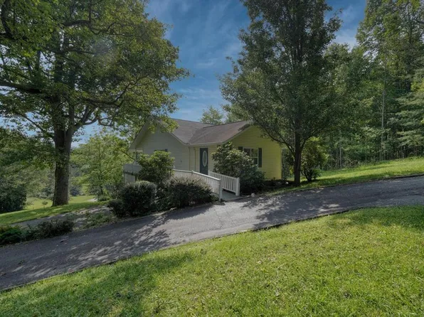 43 Diane St, Blairsville, GA 30512