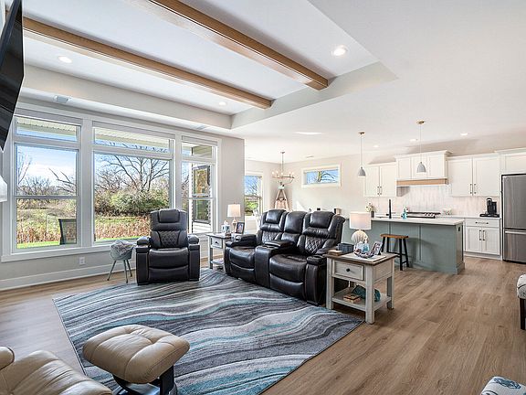 2nd image of 2956 Osprey Dr