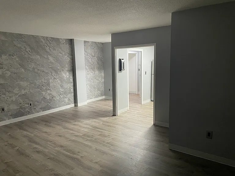 1 Crawford Pkwy #1704 — Photo 7