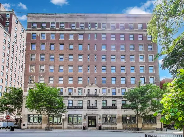 1255 N State Pkwy APT 3B, Chicago, IL 60610