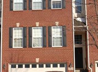 565 Cherry Orchard Rd, Canton, MI 48188