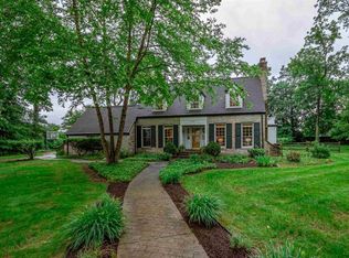 3525 Windingwood Dr, South Bend, IN 46615