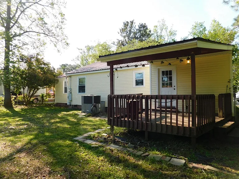 108 Beaufort Dr — Photo 20