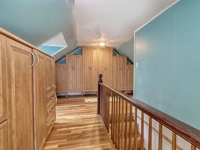 3 Oak Tree Rd — Photo 13