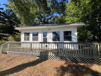 1370 E Hess Lake Dr, Grant, MI, 49327