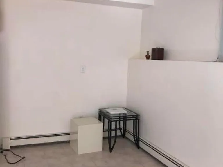 67 Robinson Ave — Photo 5