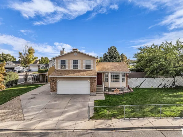 5583 W Deercrest Dr, West Valley City, UT 84120