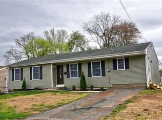 7 Brandeis Rd, Parlin, NJ 08859