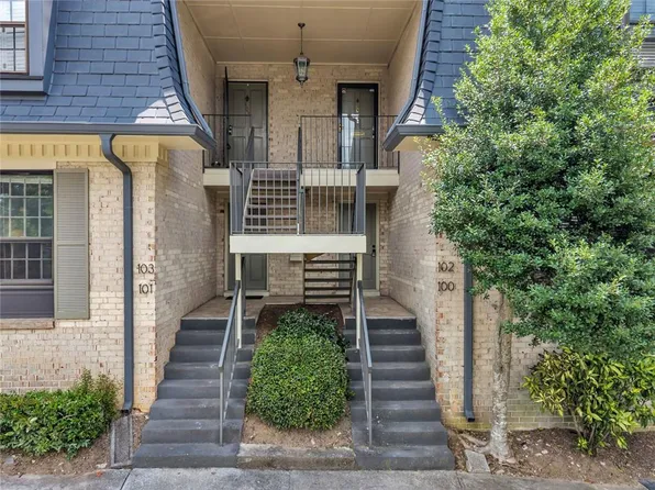100 La Rue Pl NW, Atlanta, GA 30327