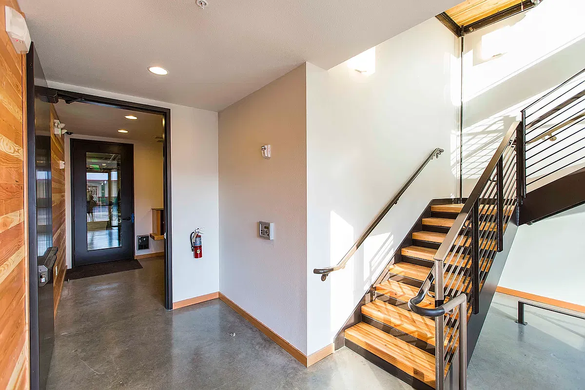 Studio, 530 sqft, $1,395 — Photo 2