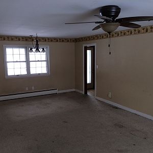 5th image of 15 Old Orchard Ln