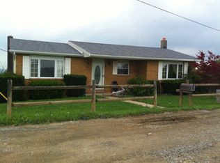 17 Pine Knoll Rd, Wheeling, WV 26003