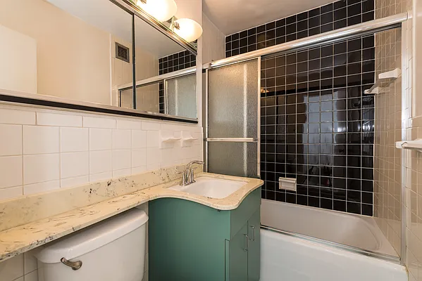 Sold by SBNY RE | media 20