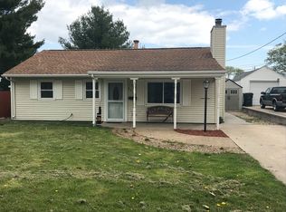 2118 8th Ave SW, Cedar Rapids, IA 52404