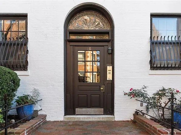 18 Medfield St APT 5, Boston, MA 02215