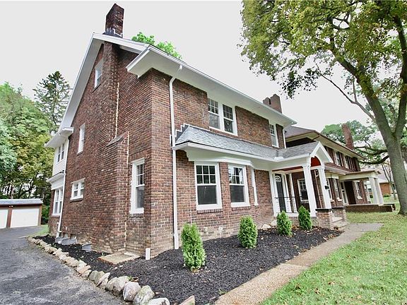 2nd image of 3125 Euclid Heights Blvd
