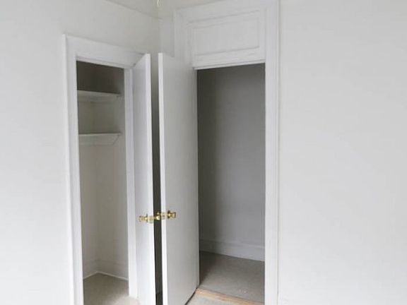 5th image of 228 Audubon Ave APT 62