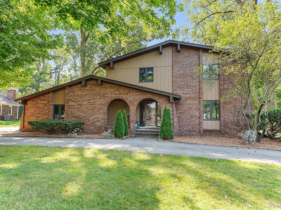 1st image of 38649 Southfarm Ln