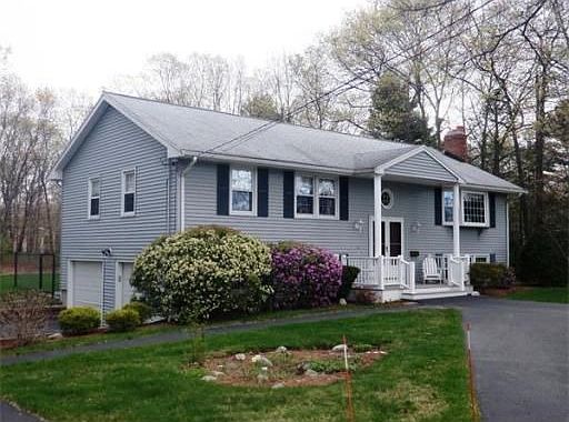 2nd image of 44 Wilshire Dr