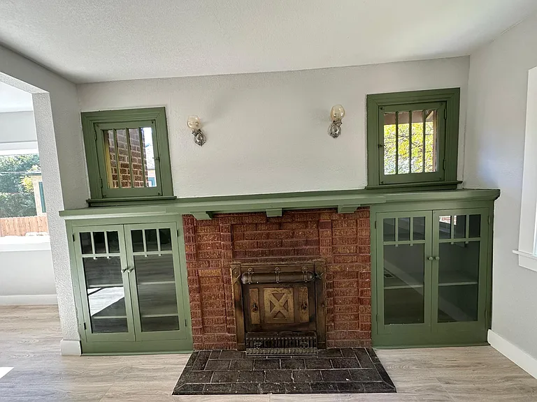 1822 N Grand Ave #1822 — Photo 5