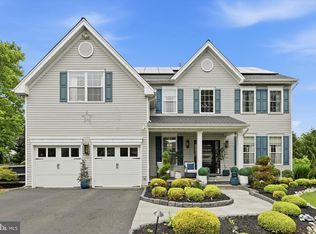 195 Sidesaddle Pl, West Chester, PA 19382