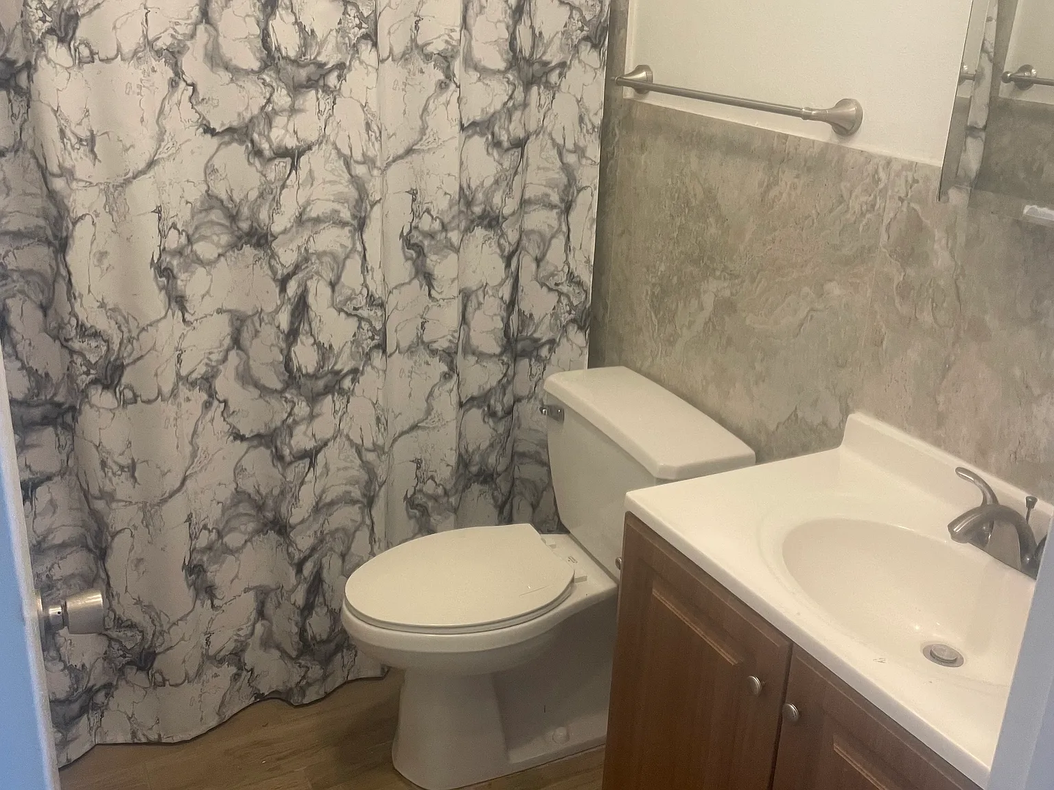 2 bed, 874 sqft, $1,600 — Photo 4