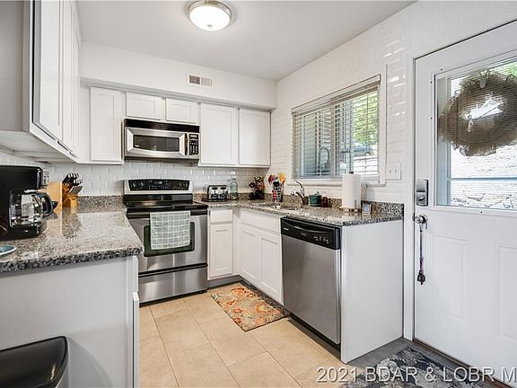 3rd image of 6500 Saint Moritz Dr Unit F-2