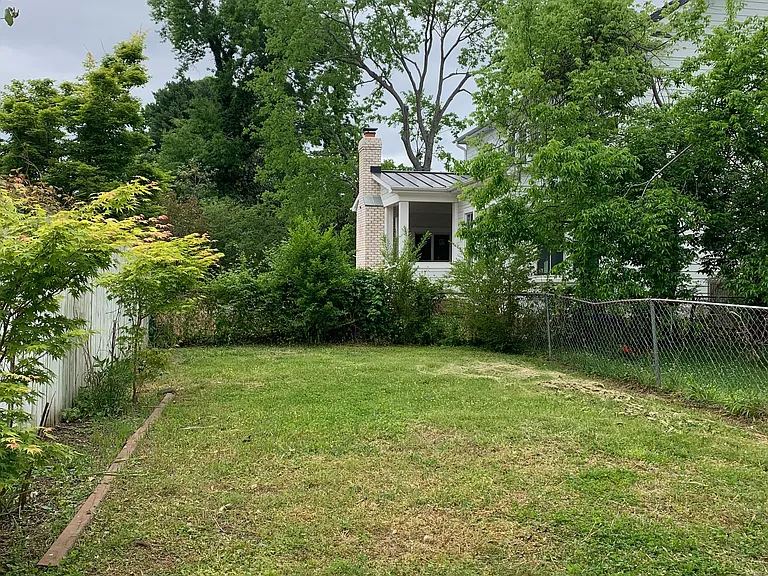 113 Hawke St — Photo 7