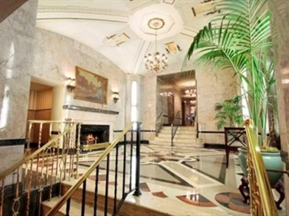 7 Park Avenue image 8 of 9