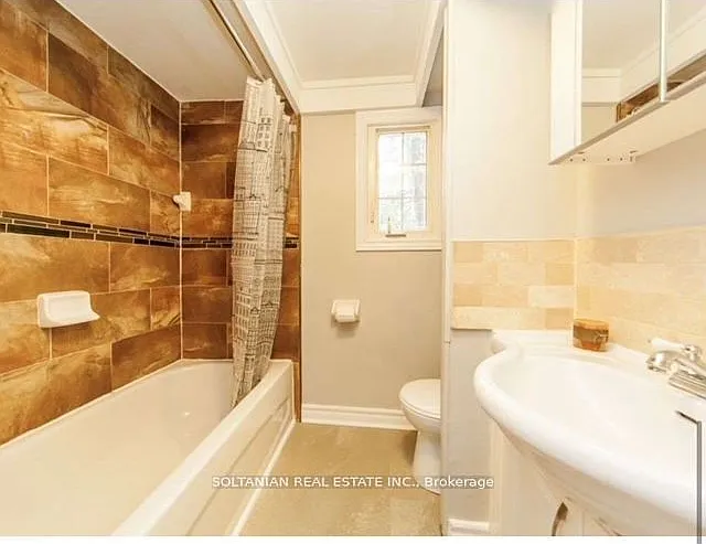 257 Parkwood Ave — Photo 16