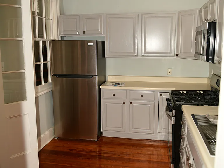 810 Chartres St #3 — Photo 12