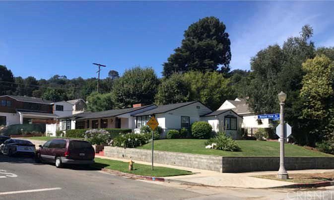 1st image of 12036 Laurel Terrace Dr